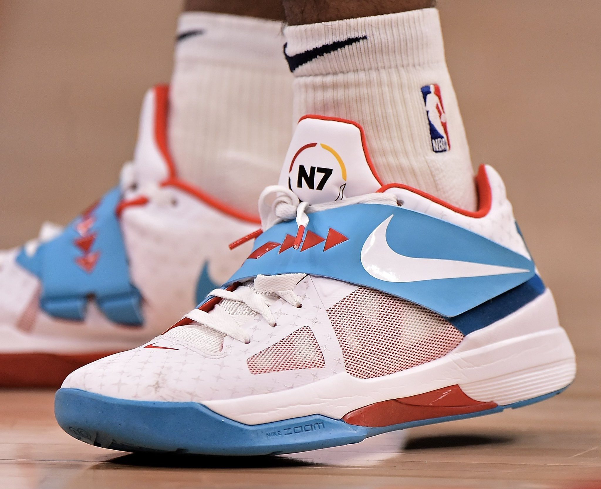 攻端的牵制 攻端的牵制